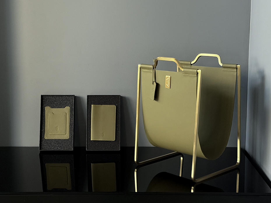 Подарочный набор FURNITEK модель FG-414 из  натуральной кожи