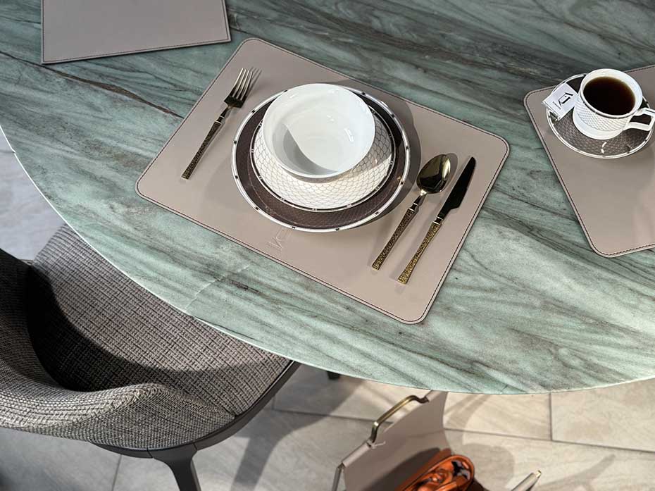 Сервировочная салфетка FURNITEK FG-03005 на стол из натуральной кожи и замши прямоугольная 410х290мм