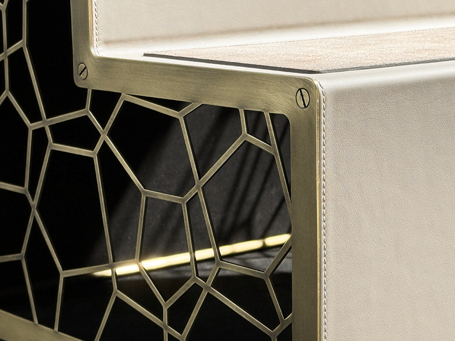 Лесенка прикроватная для собак FURNITEK FG-091