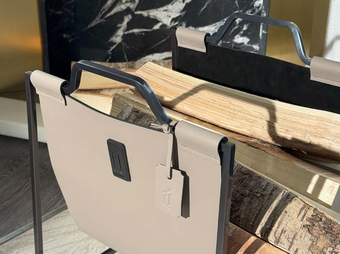 Каминный набор с дровницей FURNITEK FG-01122 чернёная латунь с полировкой