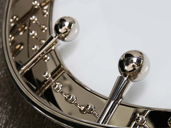 Часы Фурнитек FG-1002029 полированный никель стекло белое глянец