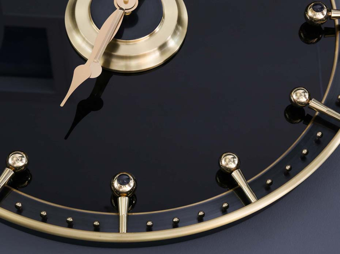 Часы Furnitek FG-1002028 матовая латунь 