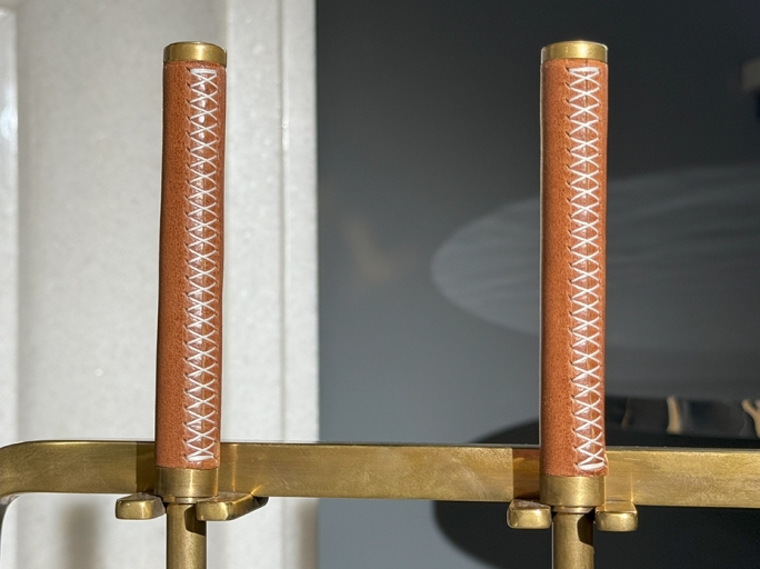 Каминный набор с дровницей FURNITEK FG-01126 полированная латунь состаренная