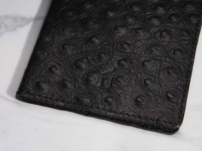 Обложка на паспорт FURNITEK модель FG-02028 из натуральной кожи цвет черный