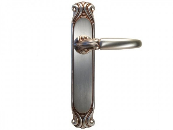 Дверная ручка на планке Salice Paolo QUEEN 9006 FM античное серебро