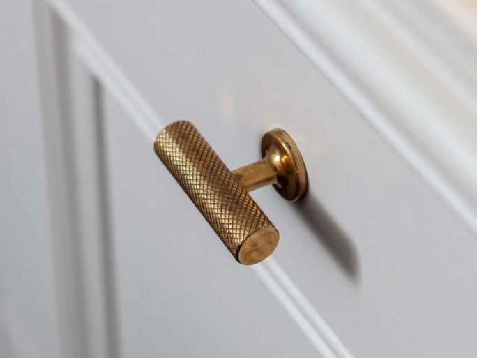 Мебельная ручка Т-образная Armac Martin Sparbrook 55мм античная латунь